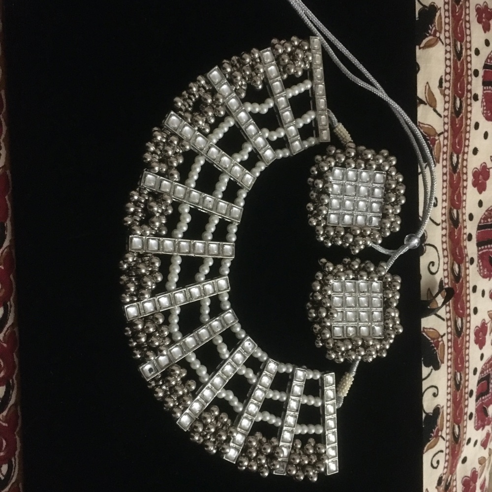 Necklace set